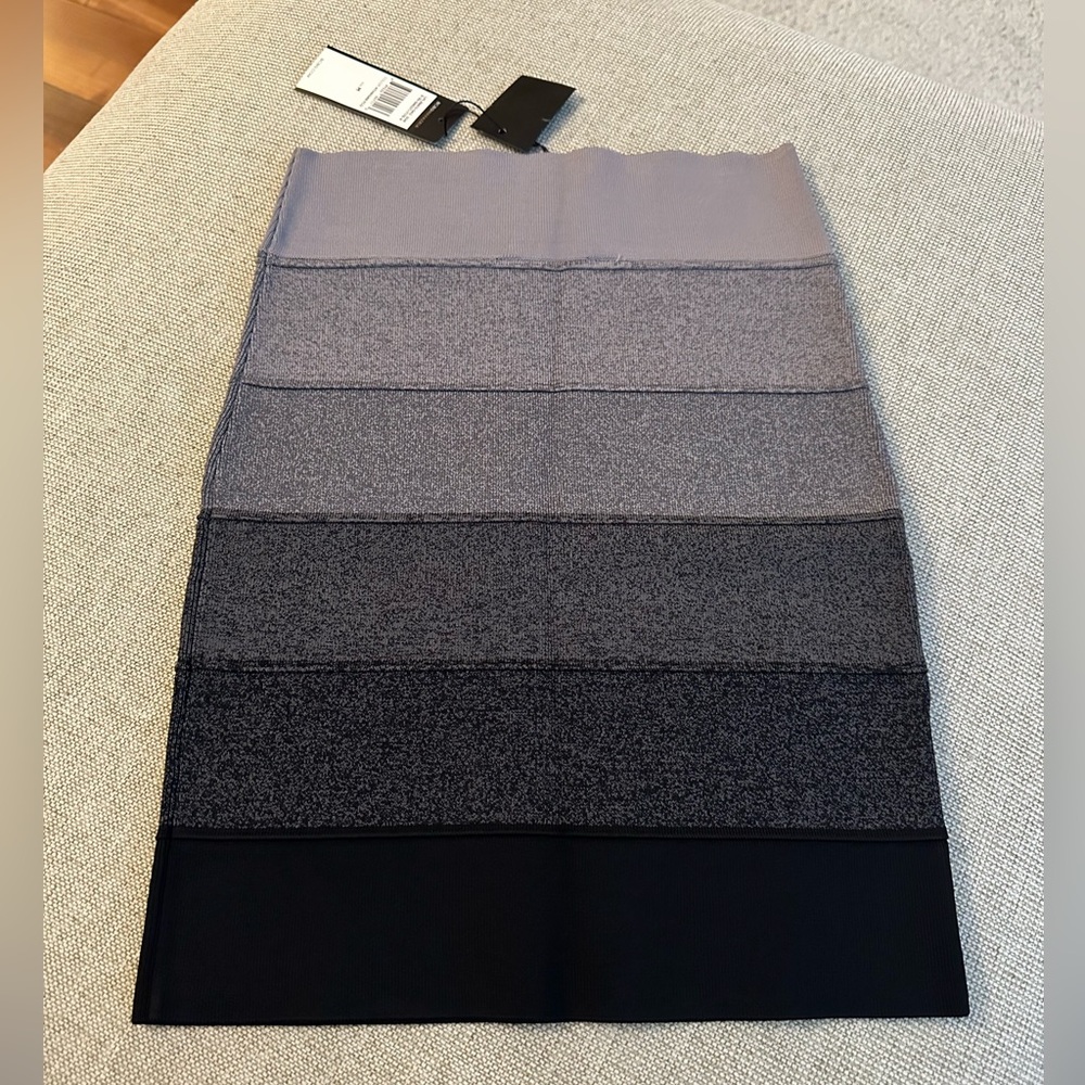 NWT BCBGMaxAzria Black Grey Gradient Ombre Bandage Stretch Mini Skirt Size M